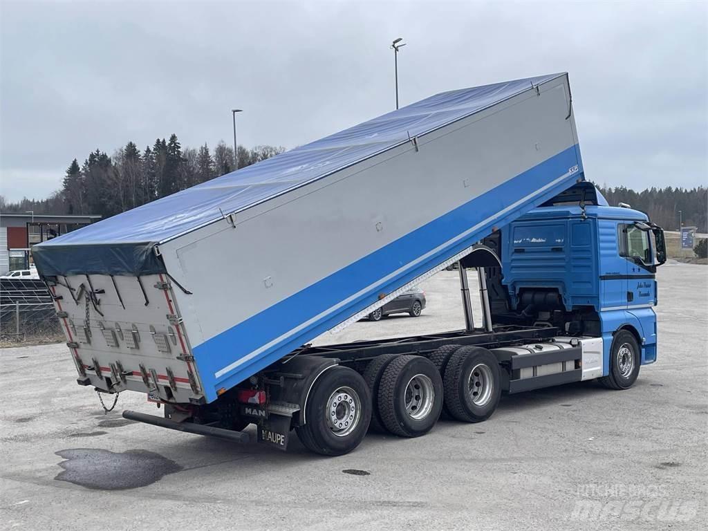 MAN TGX 35.560 農場／穀物運搬用トラック