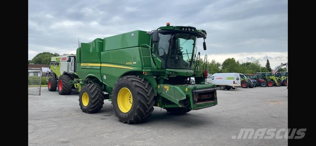 John Deere S670I コンバイン