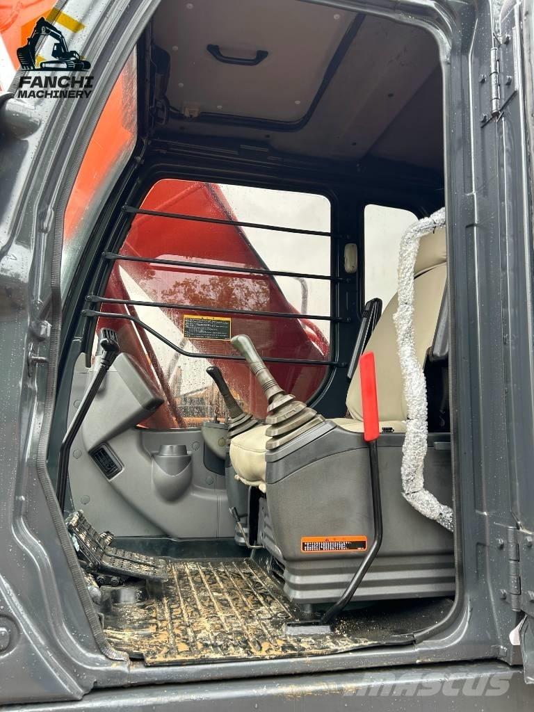 Hitachi 210LC 大型油圧ショベル12t以上（パワーショベル・ユンボ）