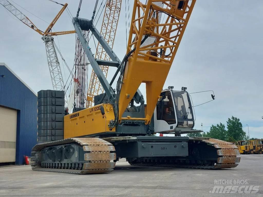 Liebherr LR1200 クローラクレーン