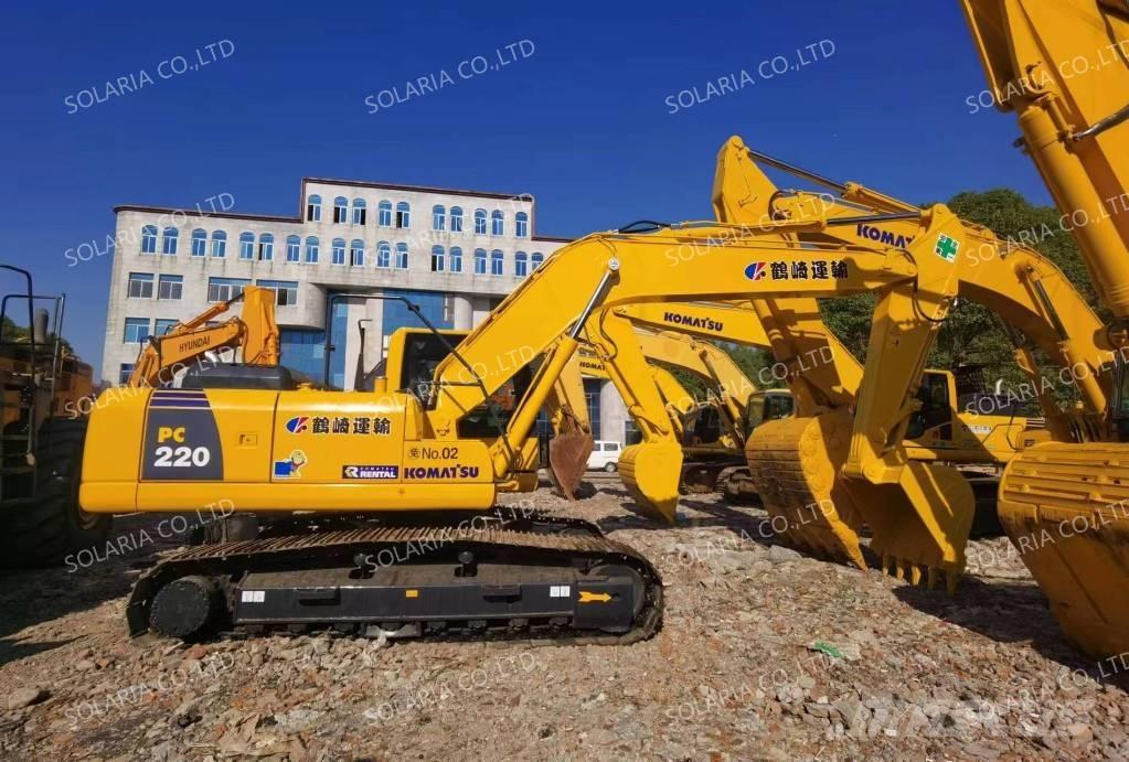 Komatsu PC 220-8 大型油圧ショベル12t以上（パワーショベル・ユンボ）