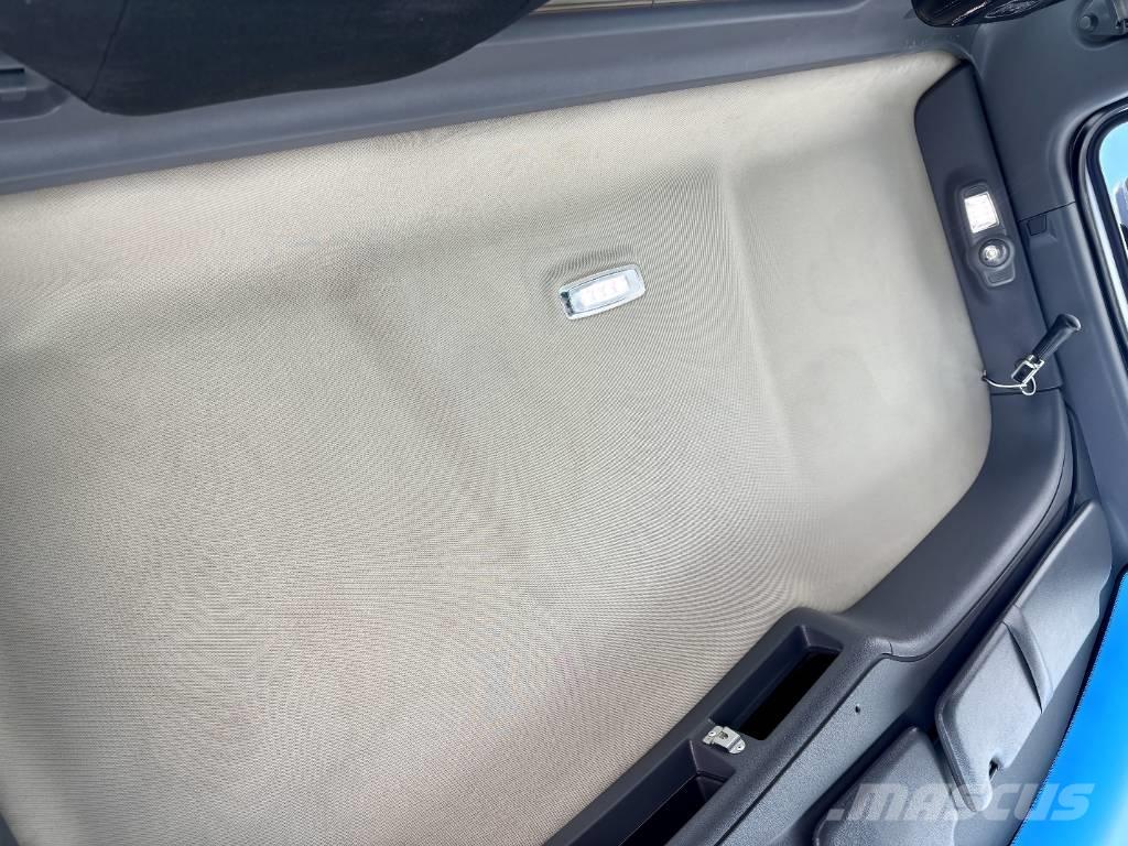 Peterbilt 567 中古トラクターヘッド | トレーラーヘッド