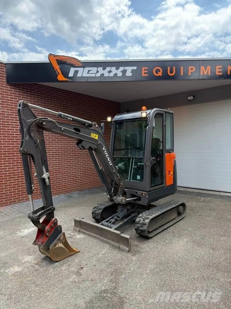 Volvo EC 18 D ミニ油圧ショベル 7t以下（ミニユンボ・ミニディガー）