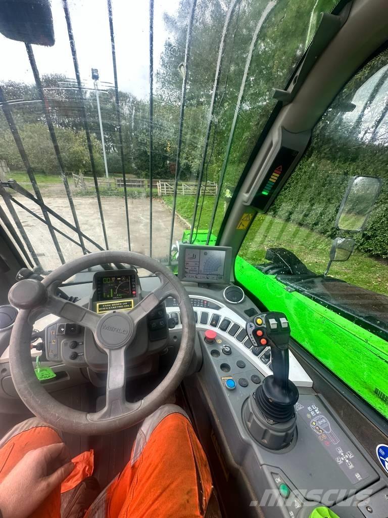 Merlo TF 42.7 農業用テレハンドラー