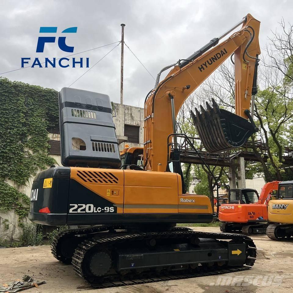 Hyundai 220LC-9S 大型油圧ショベル12t以上（パワーショベル・ユンボ）
