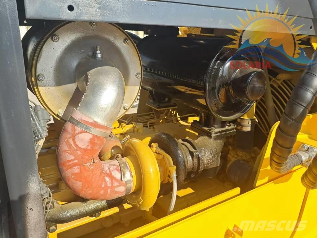 Shantui SD 13 ブルドーザー