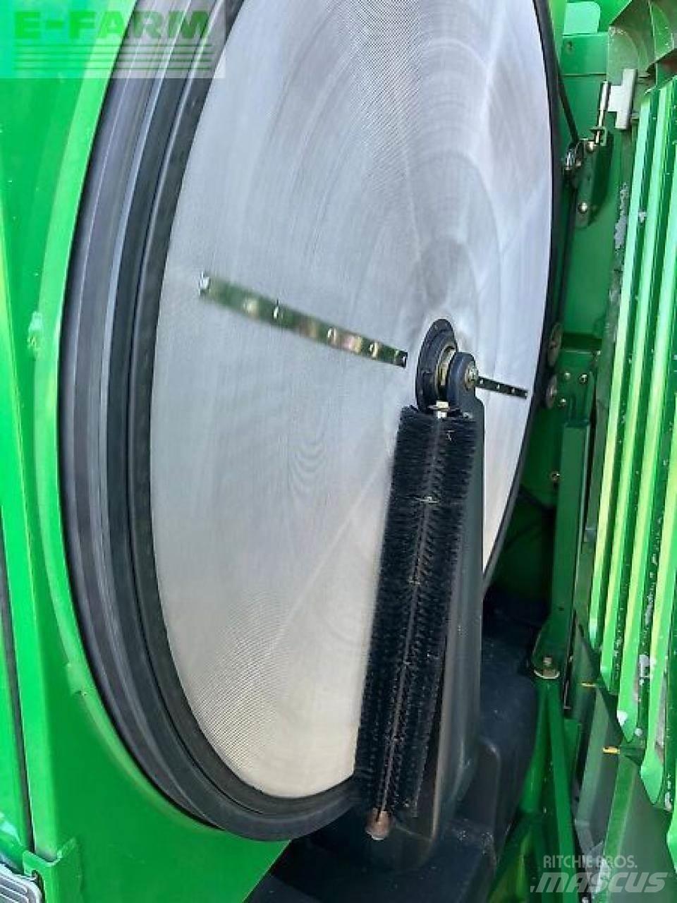 John Deere t560hm コンバイン