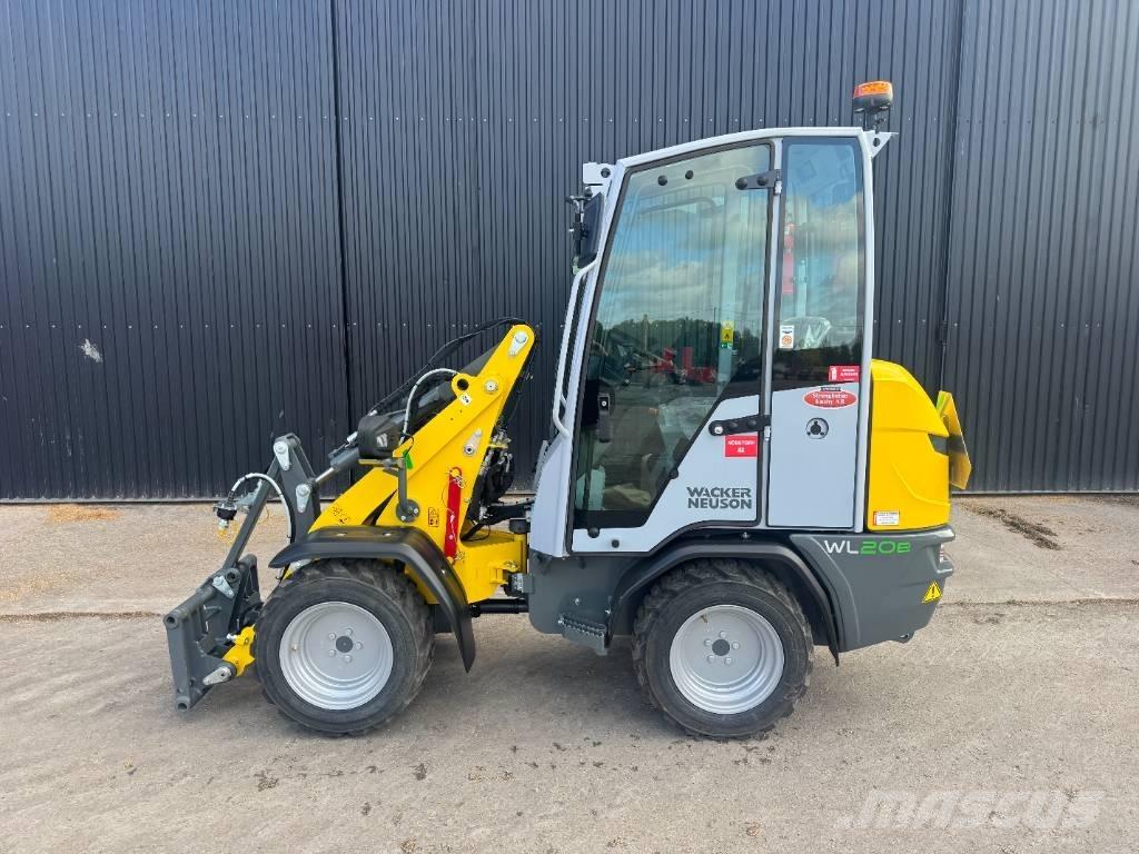 Wacker Neuson WL 20e スキッドステアローダー