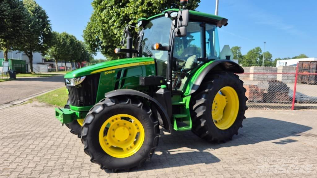 John Deere 5090 R トラクター