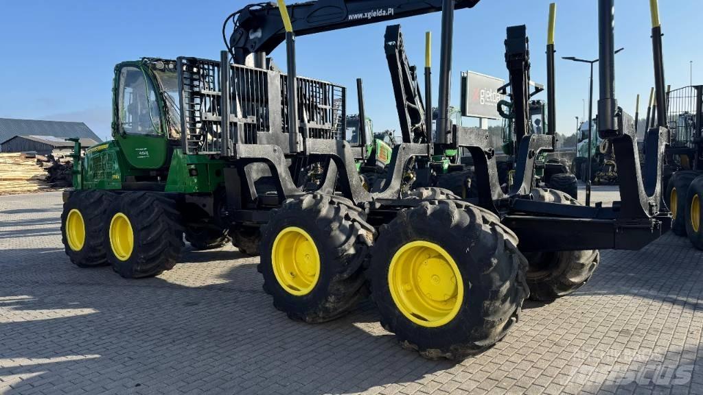John Deere 1510 E フォワーダー