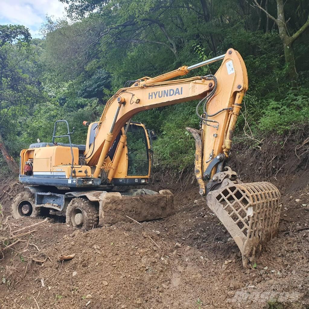 Hyundai Robex 140 W ホイール式油圧ショベル（パワーショベル・ユンボ・バックホー）