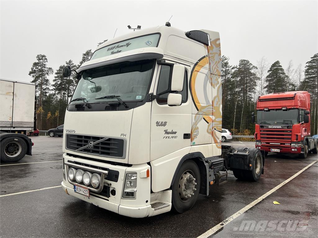 Volvo FH13 中古トラクターヘッド | トレーラーヘッド