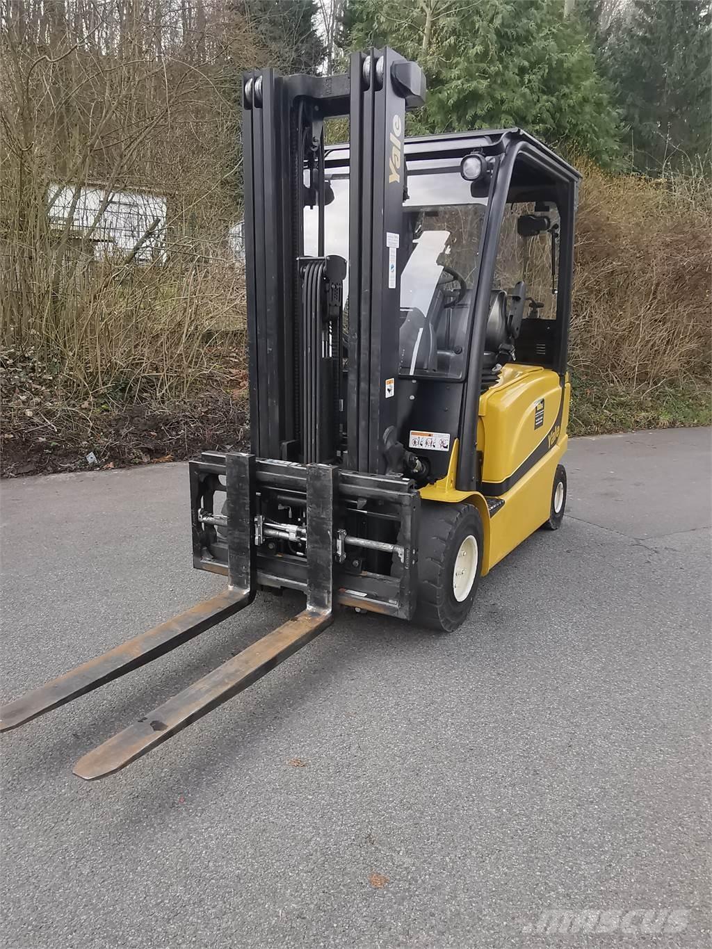 Yale ERP30VL バッテリーフォークリフト