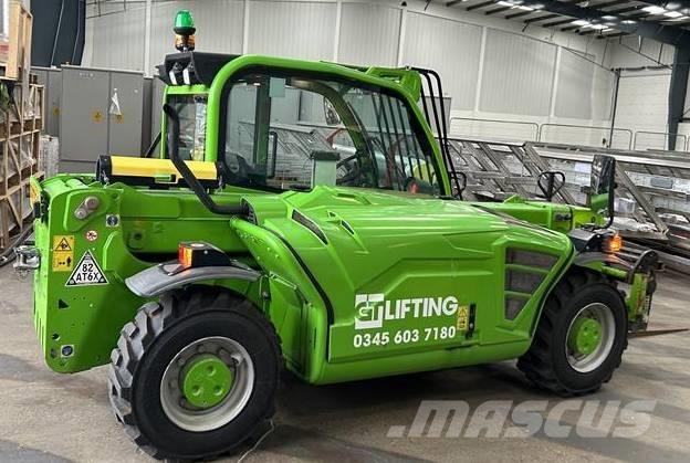 Merlo P 27.6 Plus テレスコーピックハンドラー