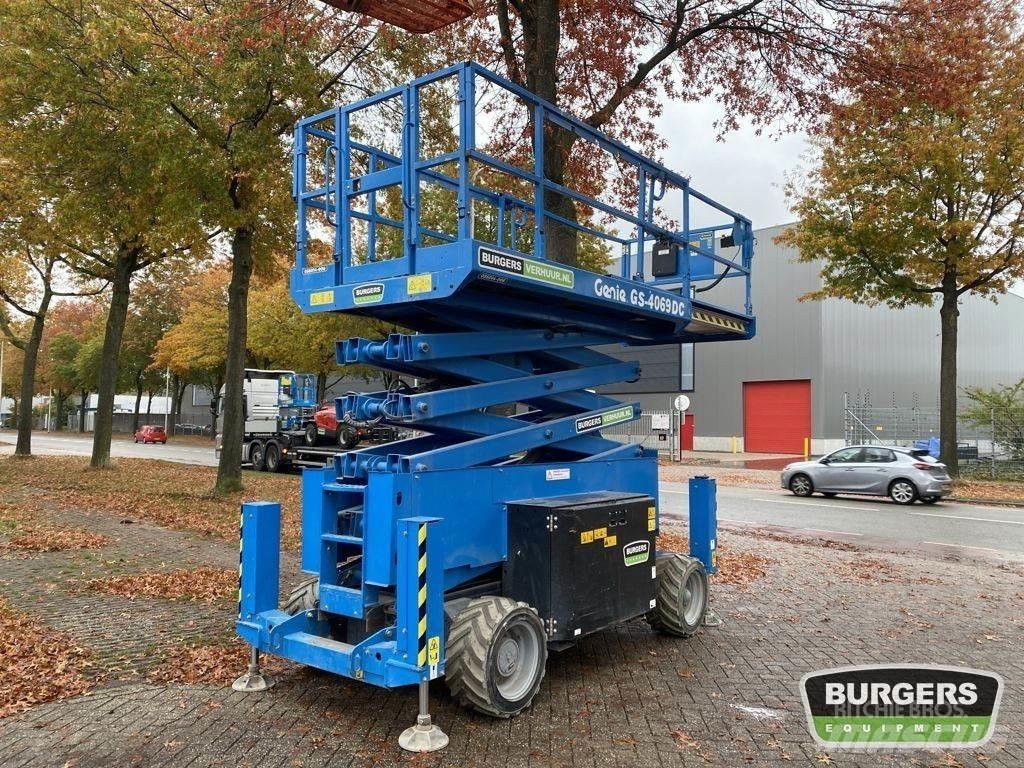 Genie GS4069 DC シザースリフト