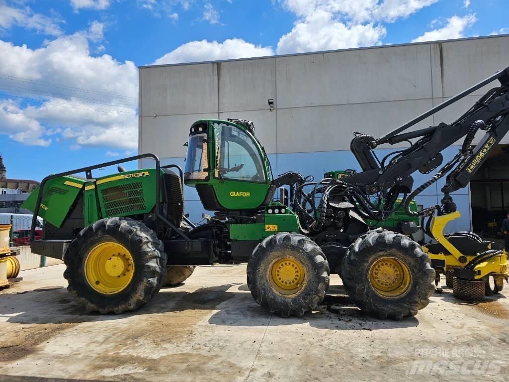 John Deere 1470 E ハーベスター