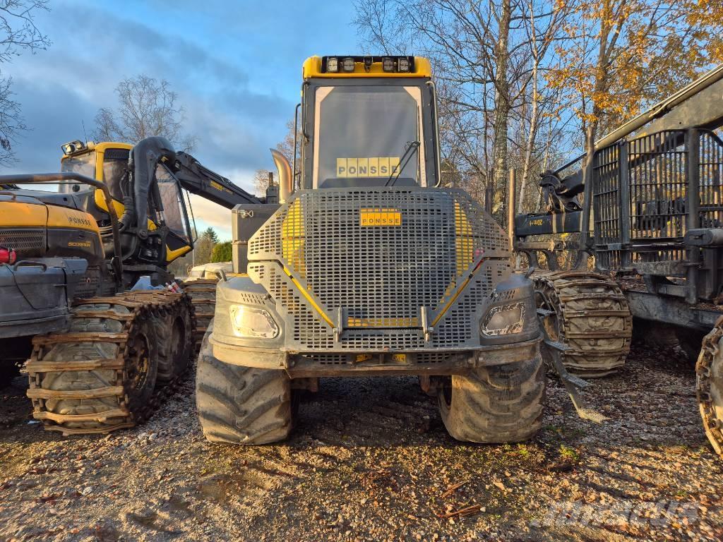 Ponsse Buffalo フォワーダー