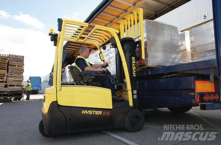Hyster J1.5 XNT SWB バッテリーフォークリフト