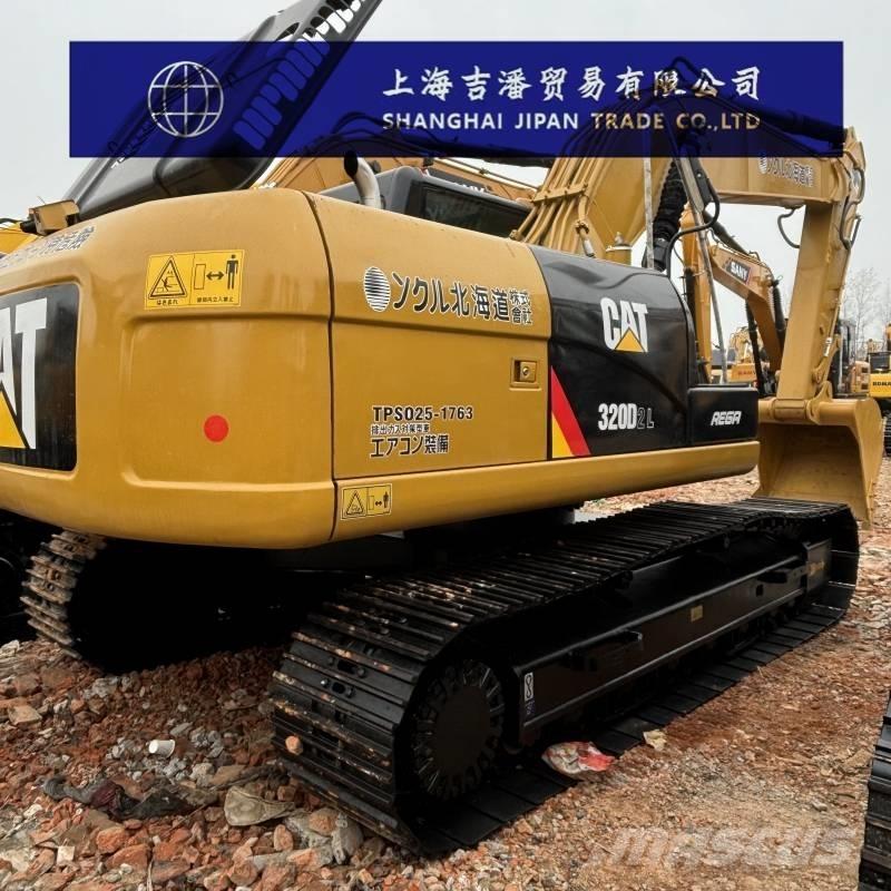 CAT 320 D 大型油圧ショベル12t以上（パワーショベル・ユンボ）