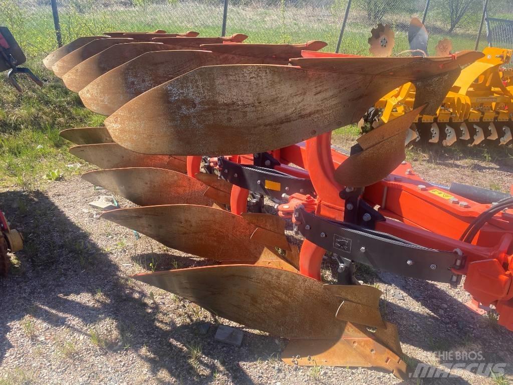 Kubota RM 300 SV リバーシブルプラウ