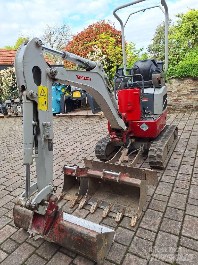 Takeuchi TB 210 R ミニ油圧ショベル 7t以下（ミニユンボ・ミニディガー）