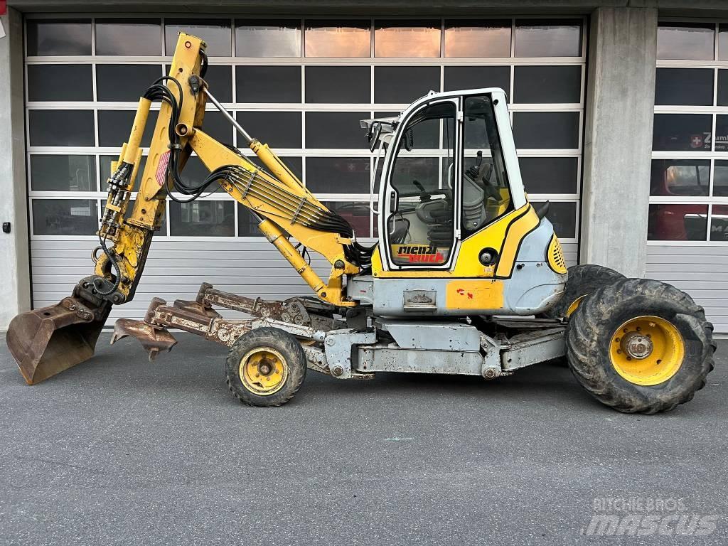 Menzi Muck A51 特殊油圧ショベル