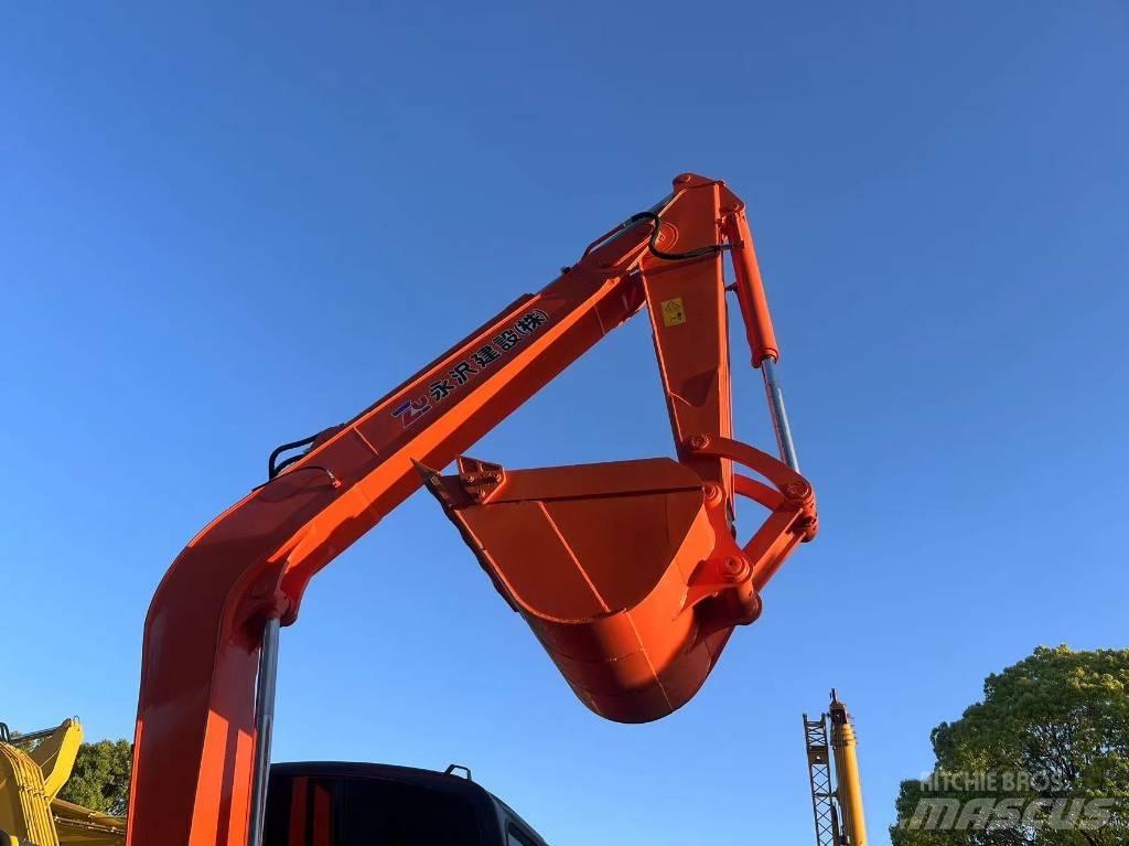 Hitachi ZX70 大型油圧ショベル12t以上（パワーショベル・ユンボ）