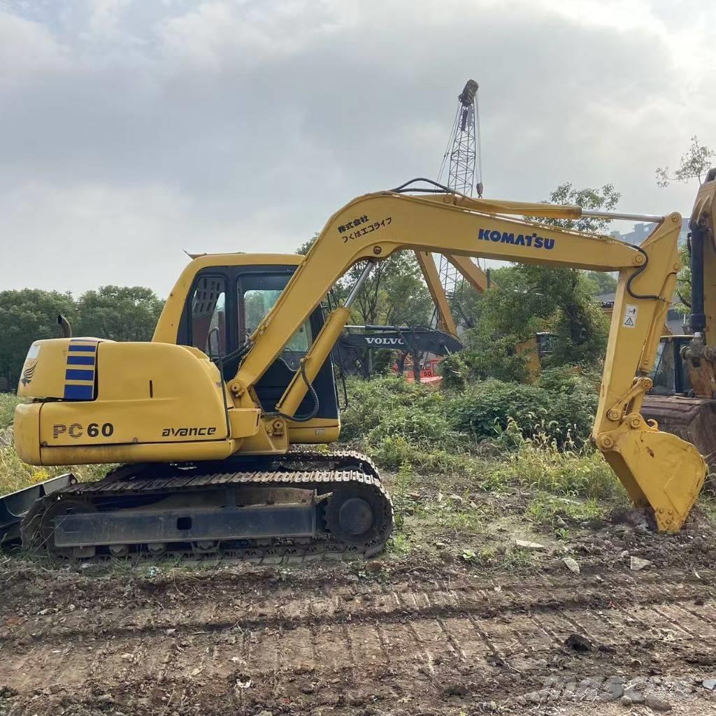 Komatsu PC 60 大型油圧ショベル12t以上（パワーショベル・ユンボ）