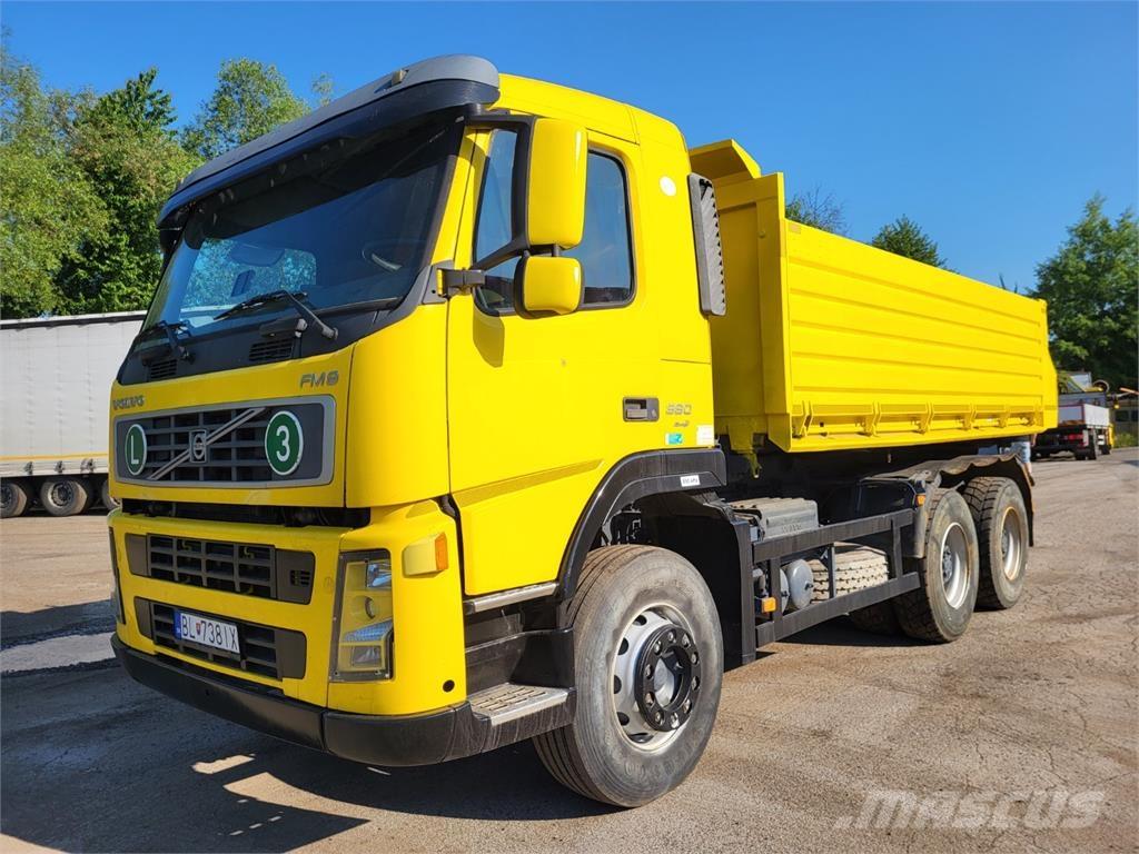 Volvo FM9 380 6X4 ダンプ