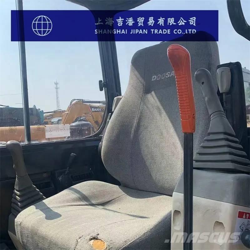 Doosan DH 55 ミニ油圧ショベル 7t以下（ミニユンボ・ミニディガー）