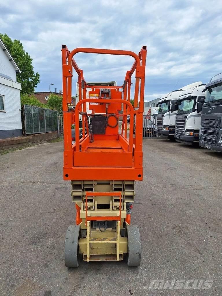 JLG 2030 ES シザースリフト
