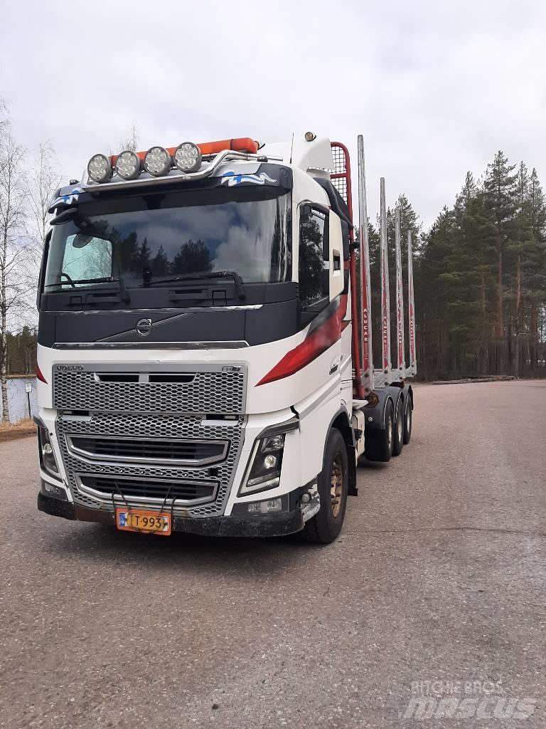 Volvo FH 13 木材トラック