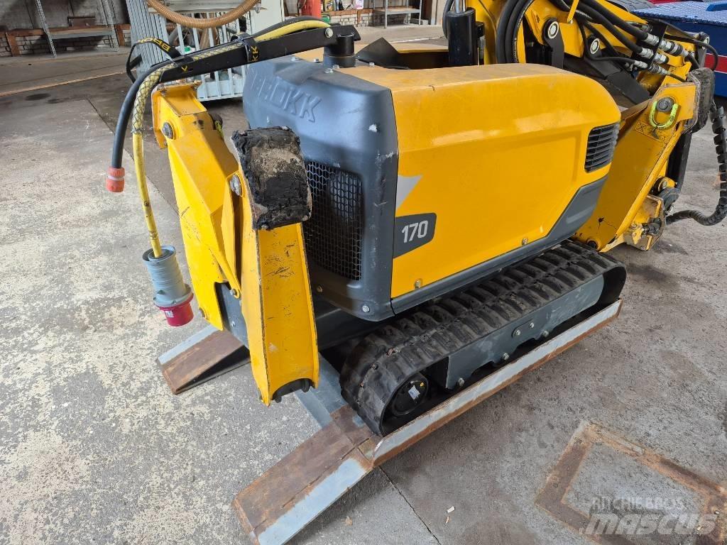 Brokk 170 解体油圧ショベル