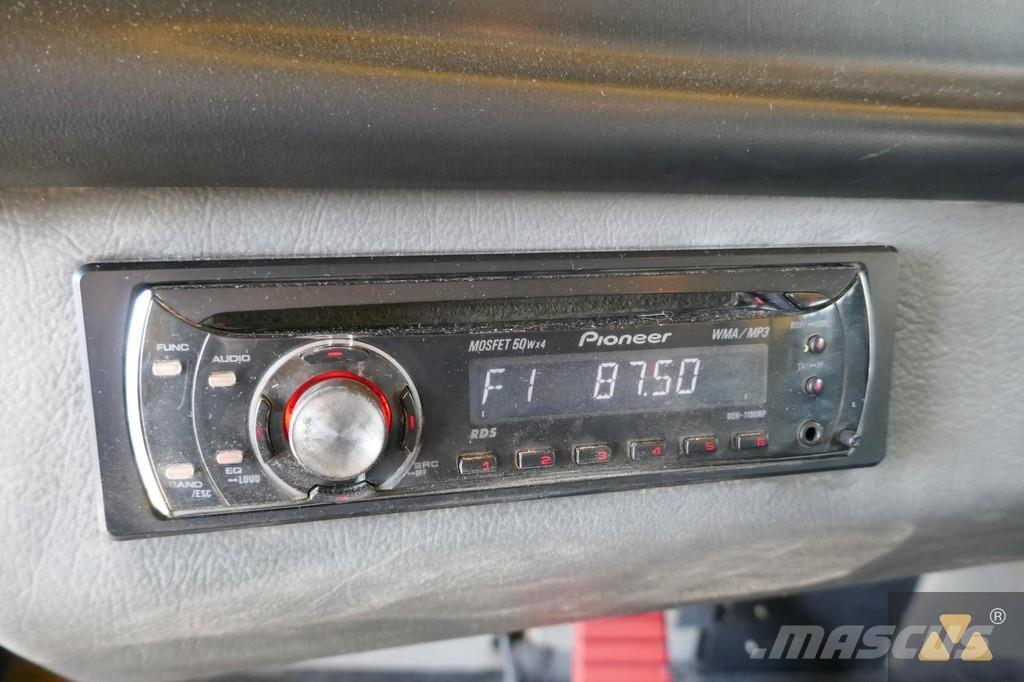 CAT 772 リジットフレーム式ダンプトラック