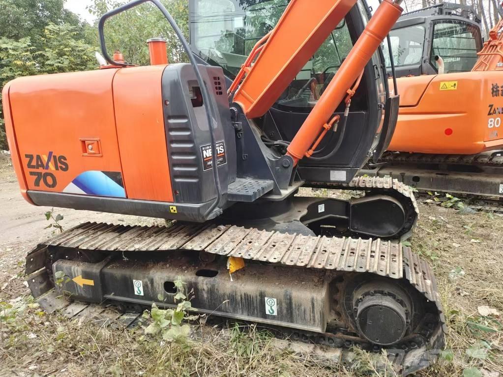 Hitachi ZX 70 中型油圧ショベル 7ｔ-12ｔ（ユンボ・パワーショベル・バックホー）