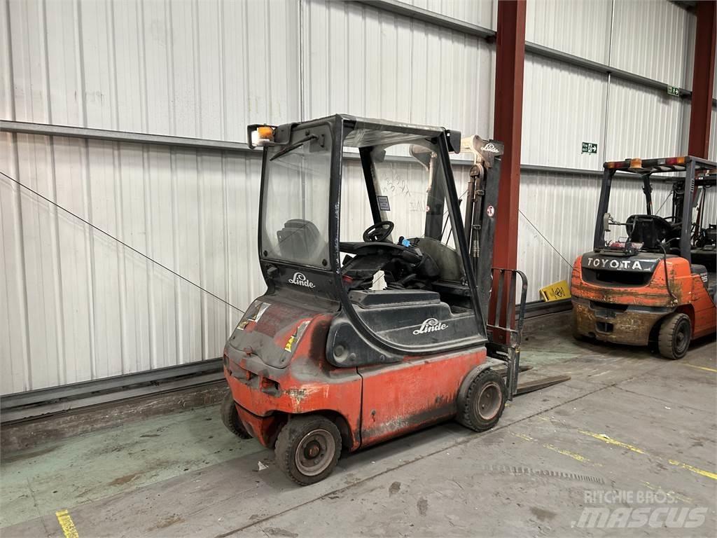 Linde E18P-02 バッテリーフォークリフト