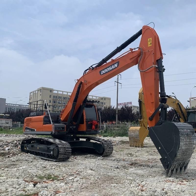 Doosan DX 300 大型油圧ショベル12t以上（パワーショベル・ユンボ）