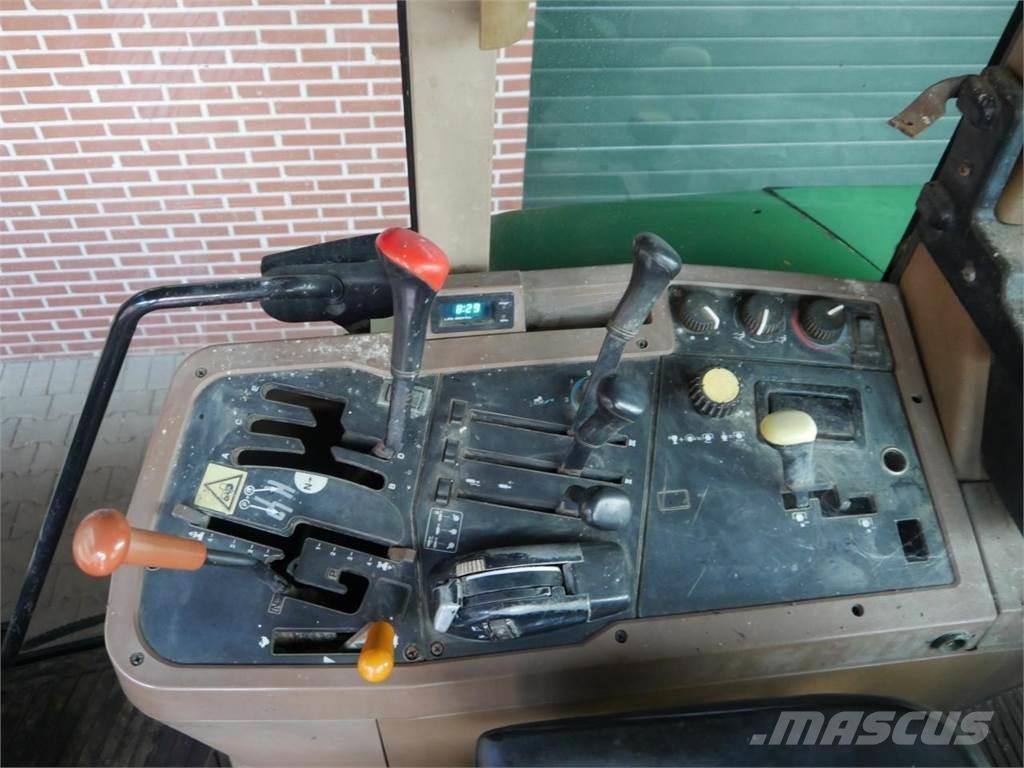 John Deere 7800 トラクター