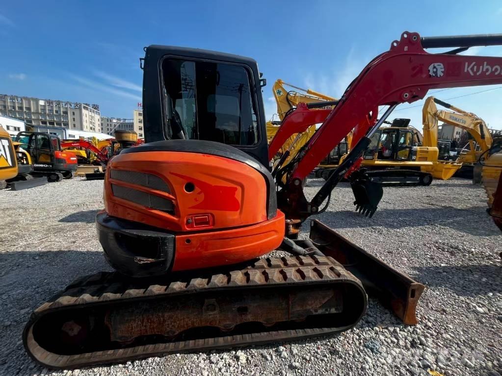 Kubota U 55-4 ミニ油圧ショベル 7t以下（ミニユンボ・ミニディガー）