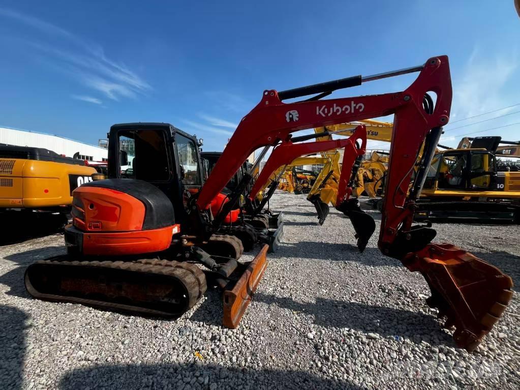 Kubota U 55-4 ミニ油圧ショベル 7t以下（ミニユンボ・ミニディガー）