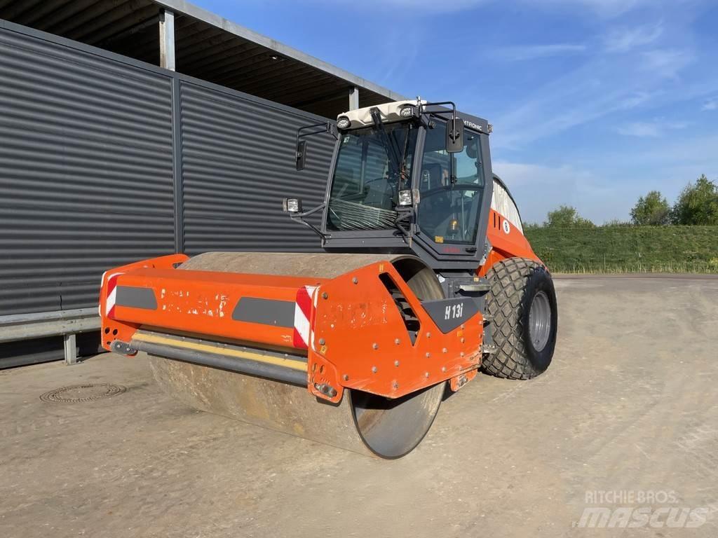 Hamm H 13I 振動ローラ