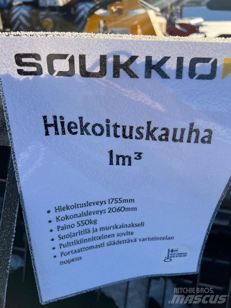 Soukkio HK 1.0m^3 砂と塩撒き専用車