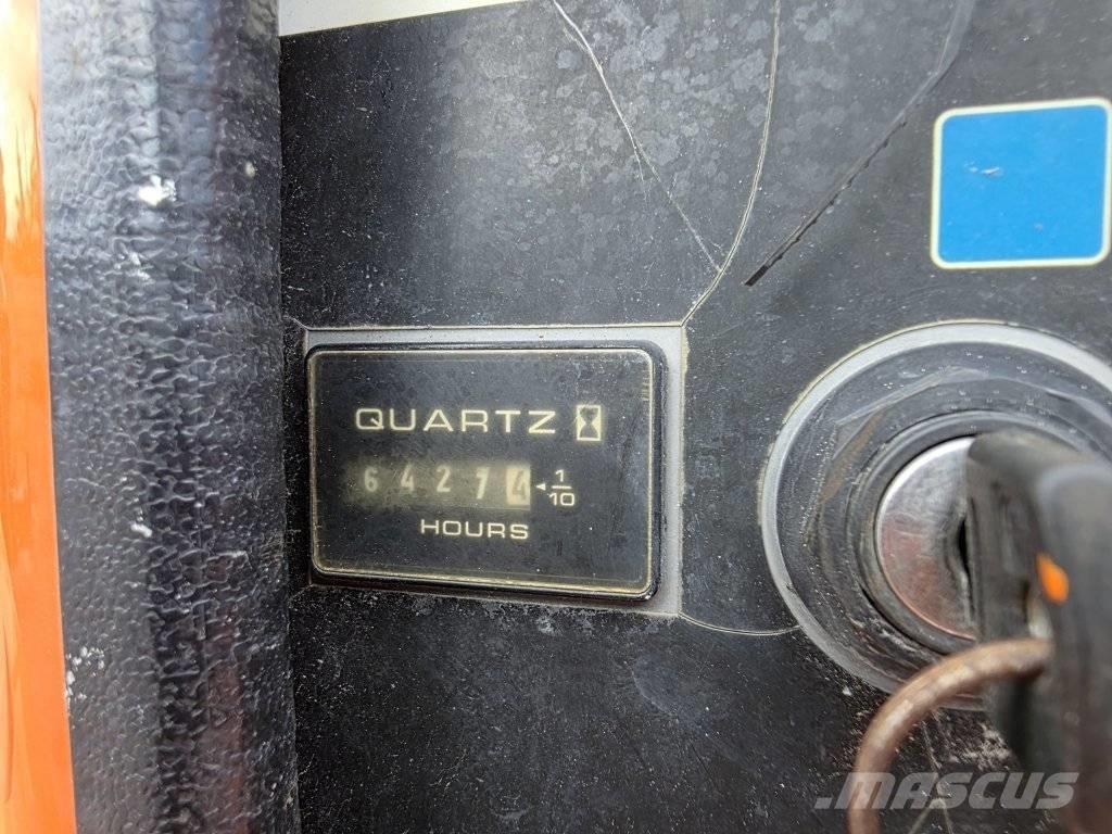 JLG 510AJ ブームリフト　屈伸型