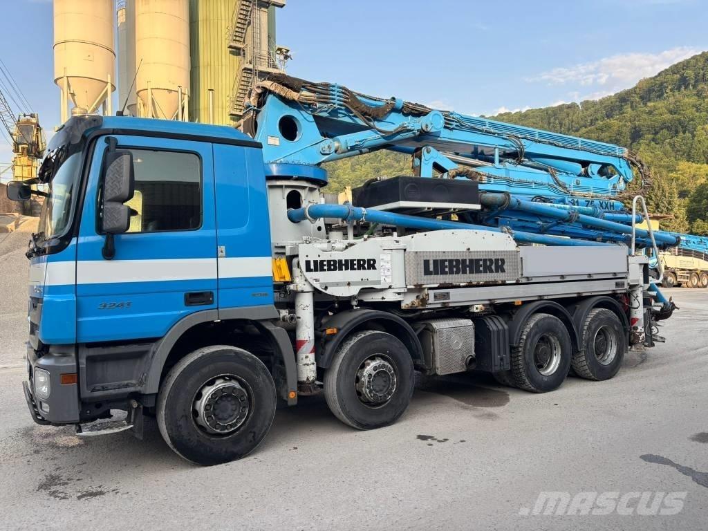 Liebherr 31.5 Z XXH コンクリートポンプ車