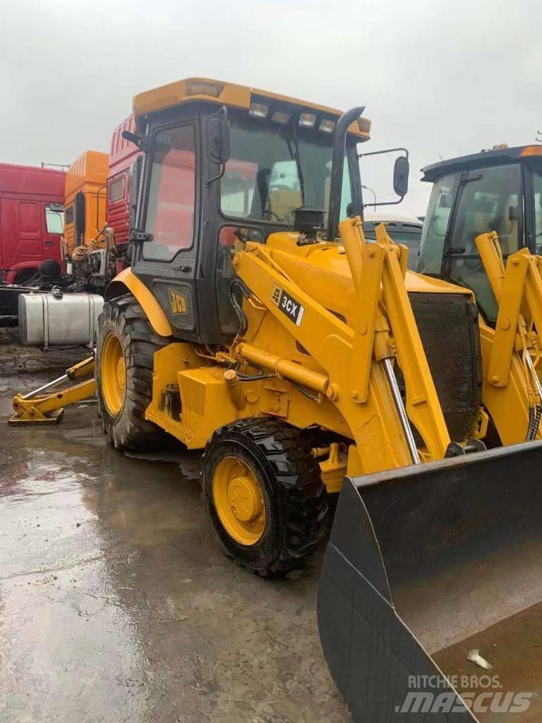 JCB 3 CX バックホーローダー
