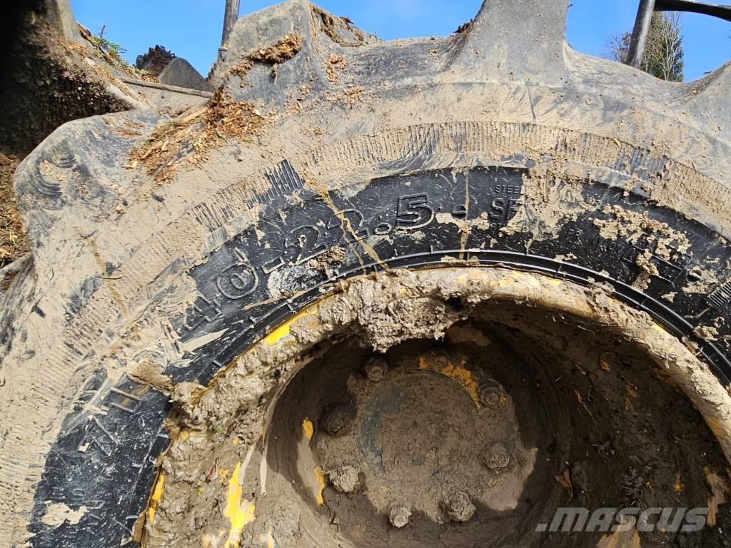 HSM 805 F スキッダー