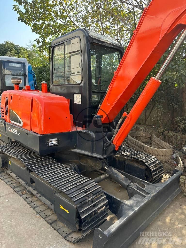 Doosan DX 55 ミニ油圧ショベル 7t以下（ミニユンボ・ミニディガー）