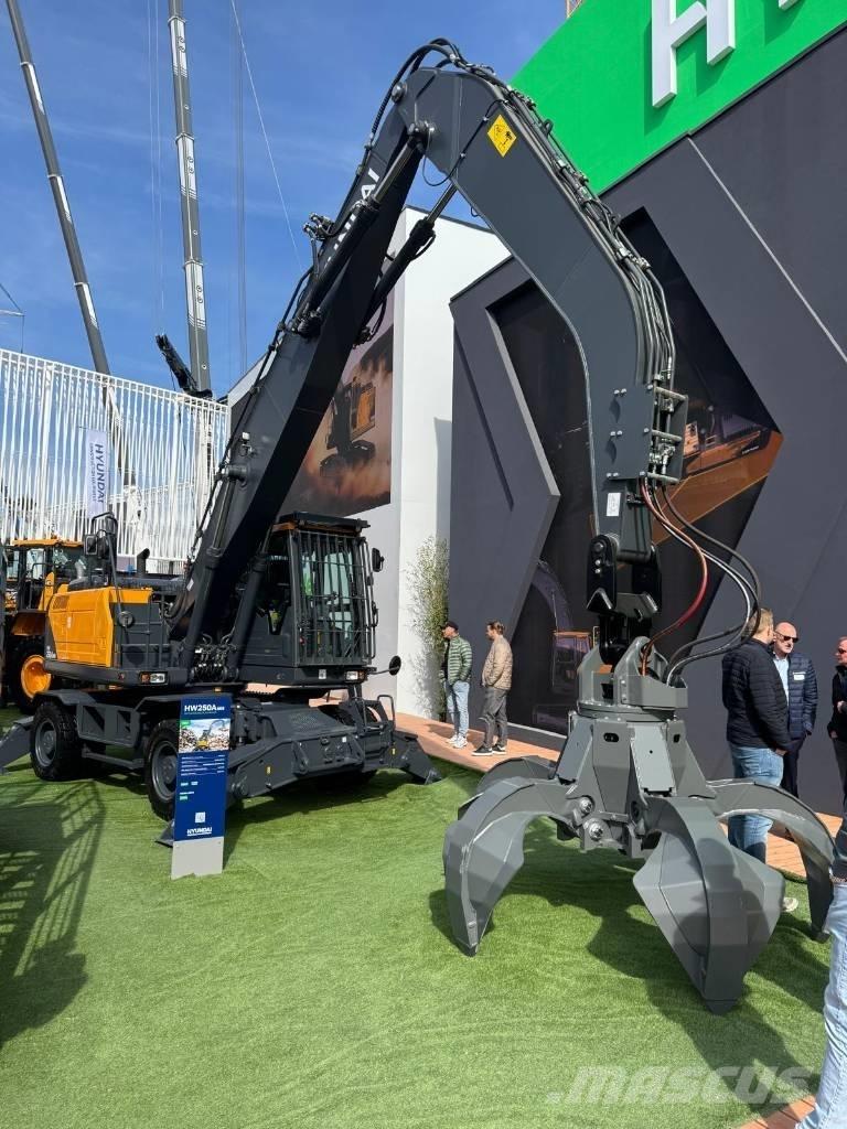 Hyundai HW 250 AMH 廃棄物／工業産廃処理機