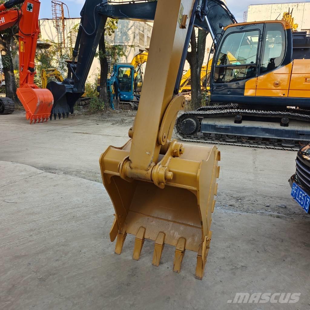 CAT 305 E2 ミニ油圧ショベル 7t以下（ミニユンボ・ミニディガー）