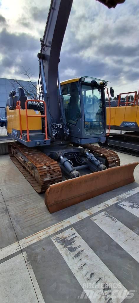 Volvo EC 140 EL 大型油圧ショベル12t以上（パワーショベル・ユンボ）